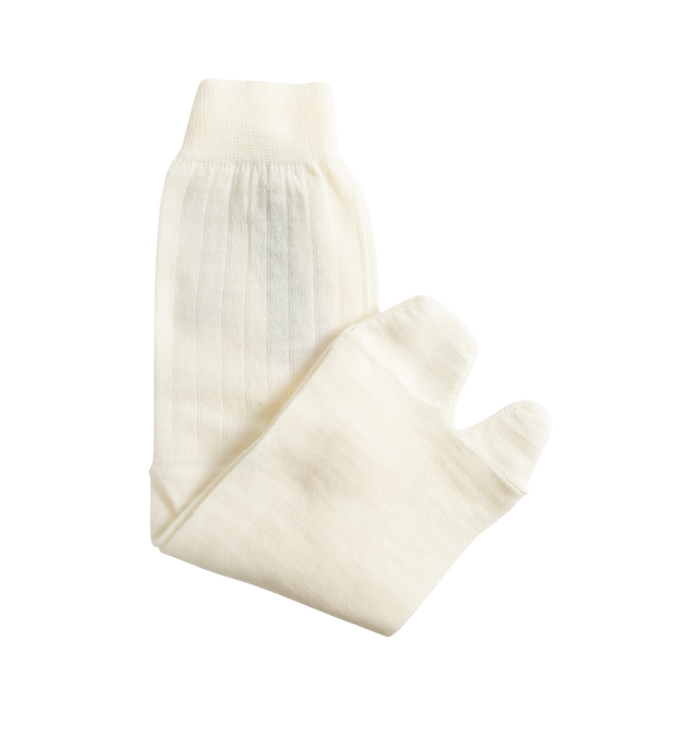Image 2 of 2 - WHITE - Maison Margiela Tabi Socks are crafted from a wool-blend jersey and feature the Maison's iconic split-toe construction inspired by traditional Japanese tabi socks. Designed with ribbed cuffs, a mid-calf length silhouette, and the signature single white stitch at the back, these socks combine comfort with a distinctive archival design. Main Material: 78% Wool, 22% Polyamide. Made in Italy.