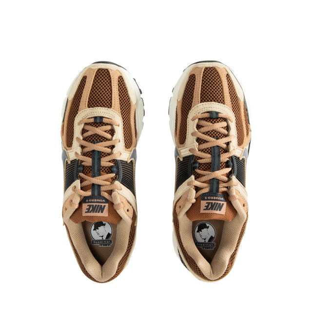 Image 5 of 5 - BROWN - NIKE Zoom Vomero 5 Sneaker featuring upper mixes real and synthetic leather, mesh panels and ventilation ports on the heel, Zoom Air cushioning, plastic caging on the side, rubber outsole and reflective details.