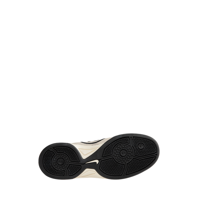 Image 4 of 5 - WHITE - NIKE T90 SE Sneaker featuring authentic football style, original quilted upper and asymmetrical lacing, flat rubber sole, leather upper, rubber outsole, glossy finishes and padded collar.