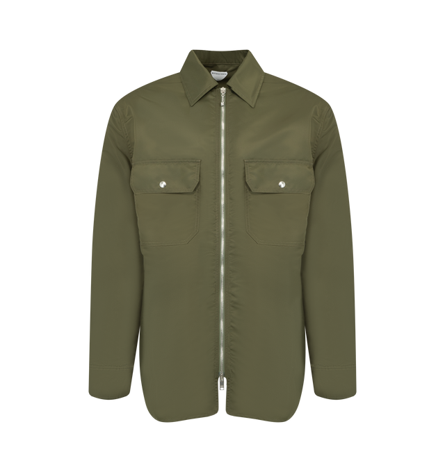 Image 1 of 2 - GREEN - BOTTEGA VENETA Nylon Overshirt featuring water-repellent satin nylon, a zipper pull with signature metal knot detail and relaxed fit. 100% polyamide. Made in Italy.