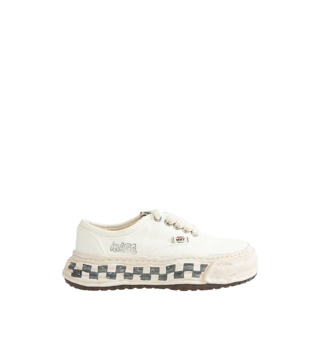 Image 1 of 5 - WHITE - Maison Mihara Yasuhiro Men's Baker26 Graffiti Sole Low-Top Sneakers feature the brand's signature OG sole with graphic details, a graffiti-printed canvas upper, and a bold low-top silhouette for a contemporary statement look. Main Material: 100% Cotton Upper. Sole: Rubber.