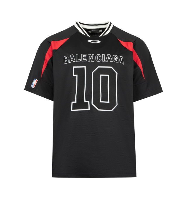 Image 1 of 2 - BLACK - BALENCIAGA NBA Oversized T-Shirt featuring technical mesh polyester, crewneck with contrasting bands, contrasting yokes, short sleeves, NBA artwork and loop sports icon artwork embroidered at front, back and sleeve and in collaboration with the NBA. 100% polyester. Made in Portugal.