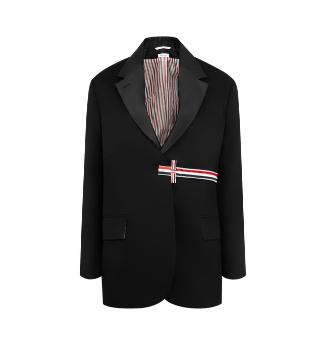 Image 1 of 4 - BLACK - THOM BROWNE 2 in 1 Sportcoat featuringFfront button closure with striped grosgrain bow, 2 front flap pockets, single chest pocket, buttoned cuffs with signature striped grosgrain trim, interior pocket with name tag, removable sleeves and signature striped grosgrain loop tab. 100% cashmere. 58% wool, 42% silk. Lining: 100% cupro. Made in Italy.