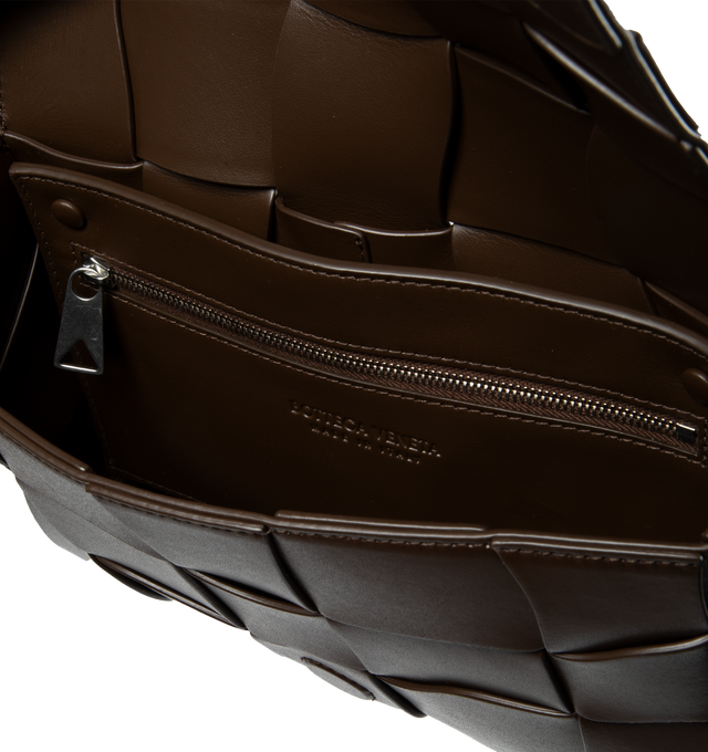 WAVED LEATHER CASSETTE CROSSBODY BAG (MENS)