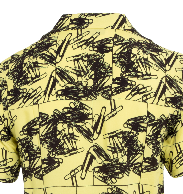 CLIPS BUTTON DOWN