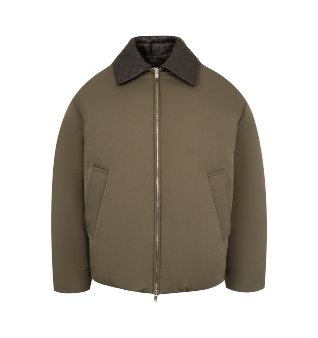 Image 1 of 4 - GREEN - BOTTEGA VENETA Puffer jacket in cotton twill with detachable Intrecciato leather collar, zip closure, lined in cotton twill, front pockets and regular fit. 69% cotton, 31% polyamide. Made in Italy.