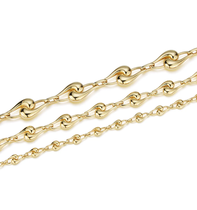 Image 2 of 2 - GOLD - BRENT NEALE Small 18" Knot Link Necklace featuring 18 karat yellow gold, 18" chain length and lobster clasp.
