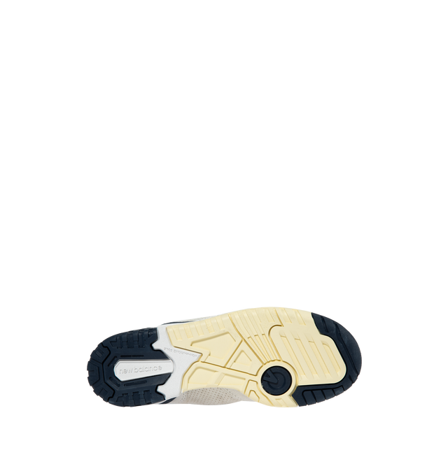 650 SNEAKER