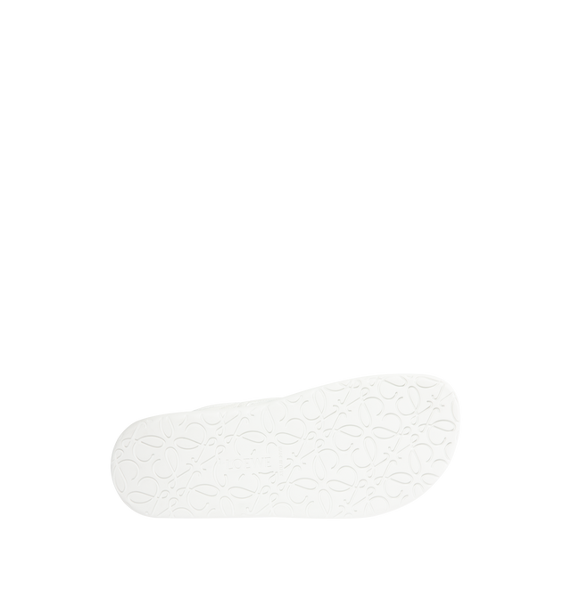 Image 4 of 5 - WHITE - LOEWE Jambo Sneaker in soft grained calfskin featuring a full monochrome look with an asymmetric toe shape, a nappa fussbett, 25mm heel, lace closure, L monogram at the side, embossed LOEWE on the heeltab and Anagram-embossed rubber cupsole. Calfskin. Made in Italy.