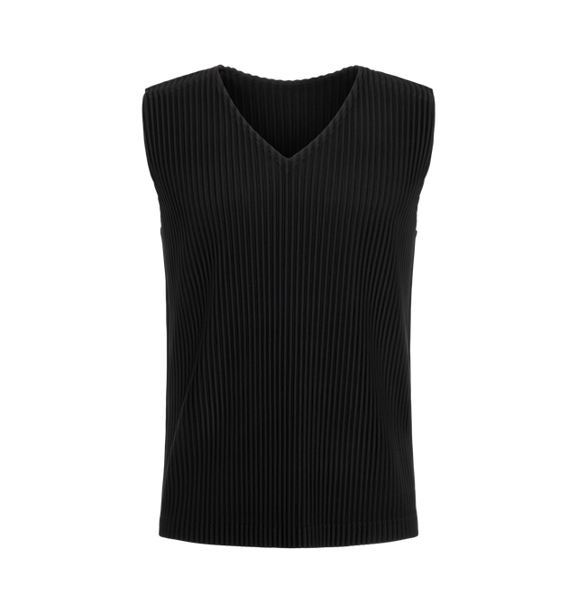 Image 1 of 2 - BLACK - Issey Miyake Vest is characterized by its ease of drying, which is unique to polyester material, and its portability and light comfort.100% Polyester. Made in Japan