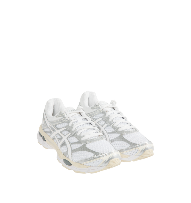 Image 2 of 5 - WHITE - ASICS Gel-Cumulus 16 Sneaker featuring breathable mesh underlays, 2010s design aesthetics, FLUIDRIDE technology, rearfoot and forefoot GEL technology and lace up closure.