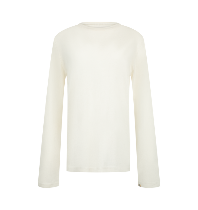 Image 1 of 2 - WHITE - Extreme Cashmere Women's Jones Long-Sleeve T-Shirt is crafted from a cotton-cashmere blend and features a classic crew neckline, long sleeves, and a straight fit. A long-sleeve interpretation of the brand's James T-shirt, this lightweight knit combines the breathability of cotton with the softness and warmth of cashmere for year-round wear. Main Material: 70% Cotton, 30% Cashmere. *This garment is one size and suits xs l best.