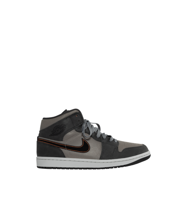 AIR JORDAN 1 MID SE (MENS)