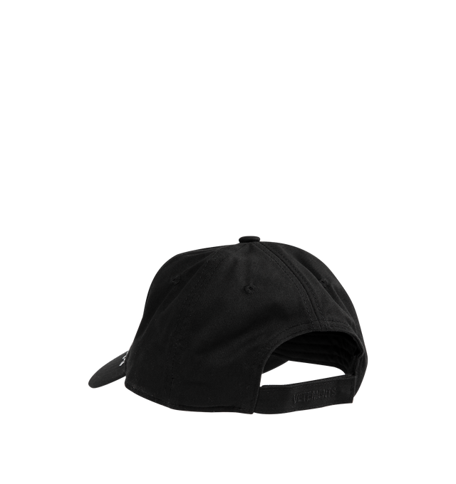 Image 2 of 2 - BLACK - VETEMENTS COF Cap featuring six panel construction with fabric covered button at the top, Cradle of filth embroidery at front and adjustable strap. 100% cotton.