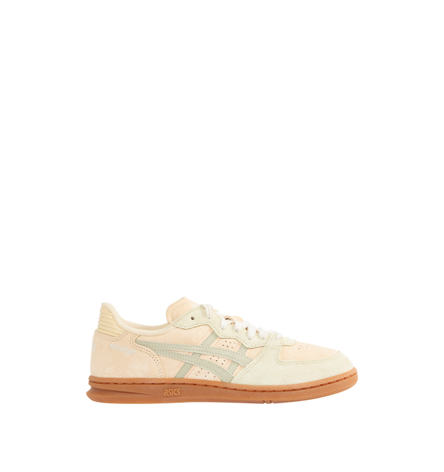 Image 1 of 5 - WHITE - ASICS Skyhand OG Sneaker featuring minimalistic suede paneling, FLYTEFOAM PROPEL cushioning, EVA heel wedge and gum outsole.