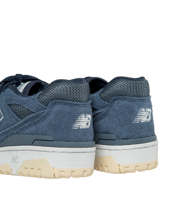 550 SNEAKER (UNISEX)