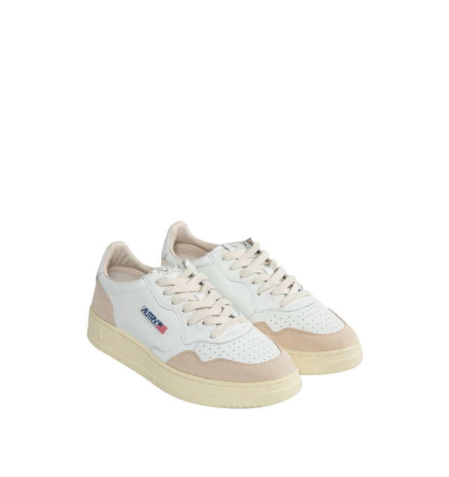 MEDALIST LOW SNEAKERS (MENS)
