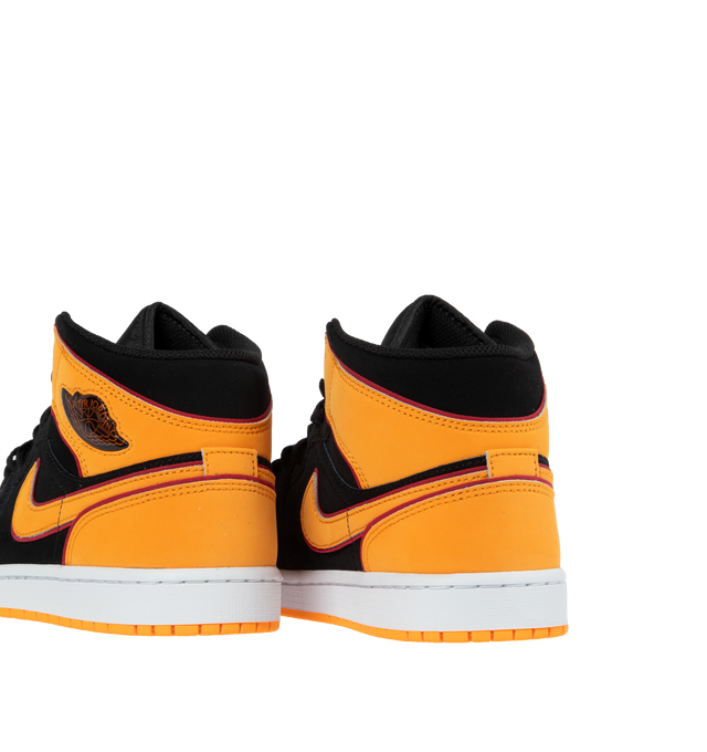 AIR JORDAN 1 MID SE (MENS)