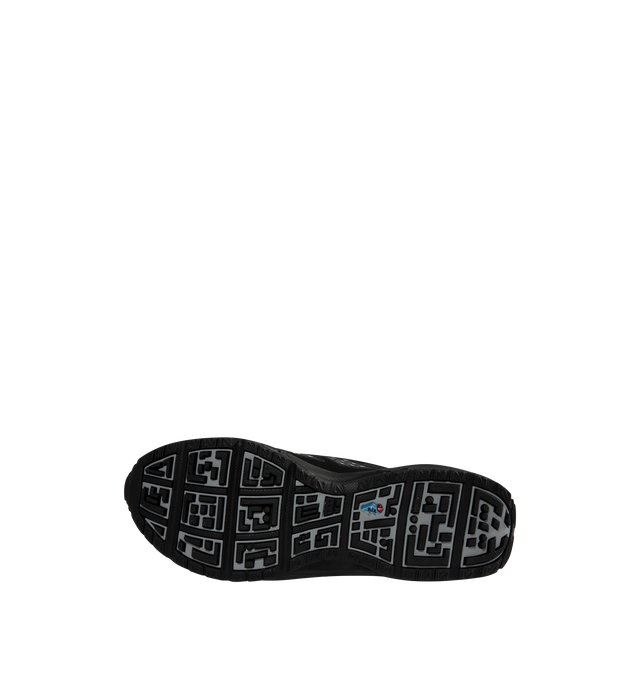 Image 4 of 5 - BLACK - NIKE Air Max SNDR Sneaker featuring plush and comfortable, Max Air cushioning, Nike Air technology, reflective panels, foam midsole and rubber outsole.