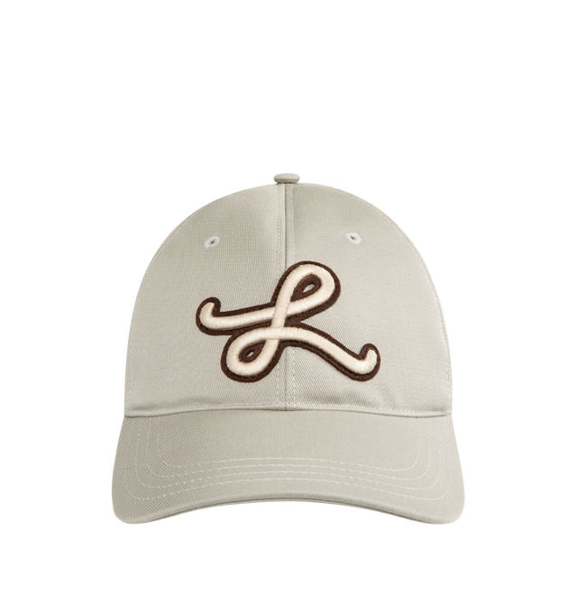Image 1 of 3 - GREY - LOEWE L Patch Cap in cotton canvas with a LOEWE L embroidered patch, adjustable strap with metal slider, cotton canvas lining and LOEWE embossed calfskin patch. Cotton. Made in Italy.