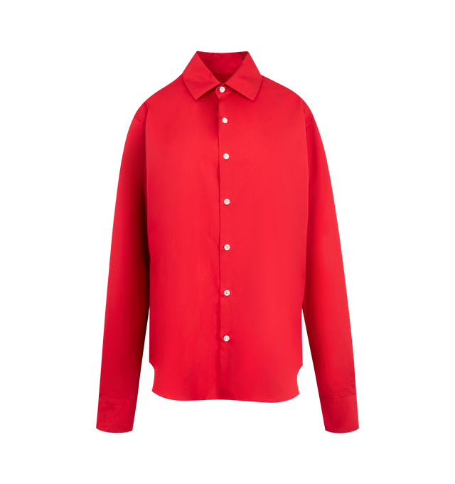 Image 1 of 2 - RED - COMME SI La Shirt Classica featuring front button closure, buttoned cuffs, poplin fabric and classic collar. 100% cotton. Made in USA.