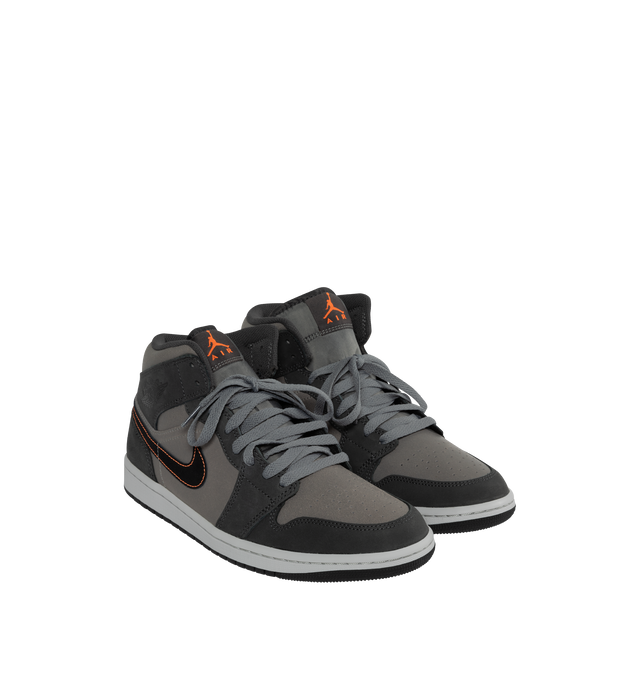 AIR JORDAN 1 MID SE (MENS)