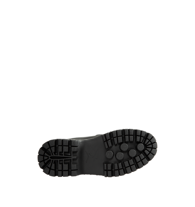 Image 4 of 5 - BLACK - Air Jordan 1 Brooklyn Low Women's Shoes combine smooth leather construction with a bold platform silhouette, featuring exaggerated outsole lugs and lightweight Nike Air cushioning for all-day comfort. Rooted in the heritage of the original AJ1, this elevated design is finished with Jumpman branding on the insole, blending iconic basketball DNA with a modern fashion-forward look. Main Material: Smooth Leather. Cushioning: Nike Air.