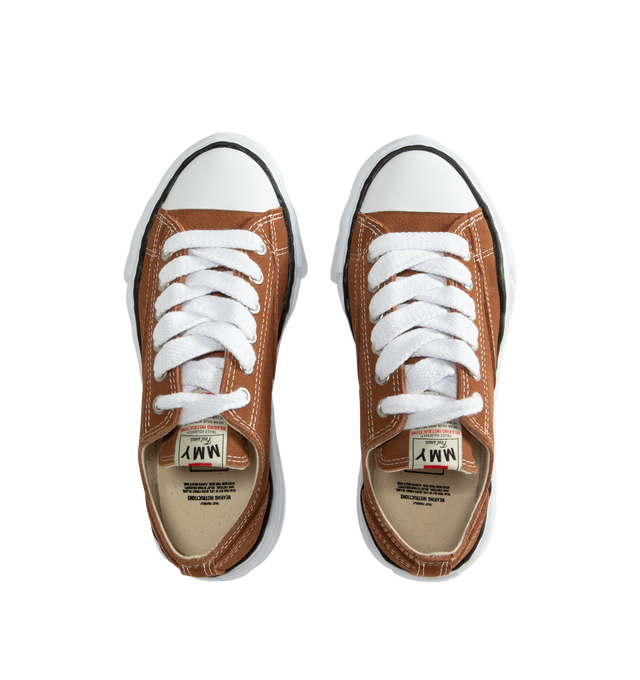 Image 5 of 5 - BROWN - Maison Mihara Yasuhiro Peterson Original Sole Suede Low-Top Sneakers are crafted from cow leather and feature the brand's signature hand-sculpted original sole, modeled in clay by designer Mihara. Designed with the classic Peterson silhouette, this low-top sneaker combines a premium leather upper with the label's distinctive artisanal sole construction. Main Material: Upper: Suede Leather. Sole: Rubber.