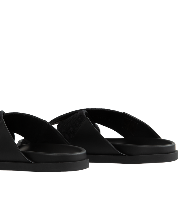 G PLAGE CROSSED STRAP SANDALS (MENS)
