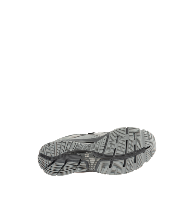Image 4 of 5 - GREY - New Balance 1954R Unisex Sneakers feature a suede and mesh upper inspired by the 2002 and 1906 models, combining breathable mesh with synthetic and pig suede overlays. ABZORB midsole cushioning absorbs impact through a combination of cushioning and compression resistance, while a traditional lace-up closure provides an adjustable fit. Upper: Synthetic, Mesh, and Pig Suede.