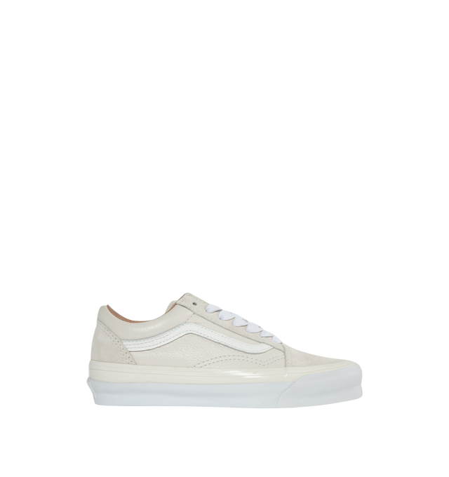 OLD SKOOL LX BLANC DE VINTAGE (MENS)