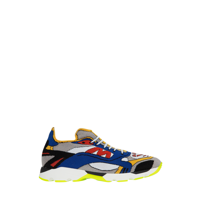 SLIP ON SNEAKERS (MENS)