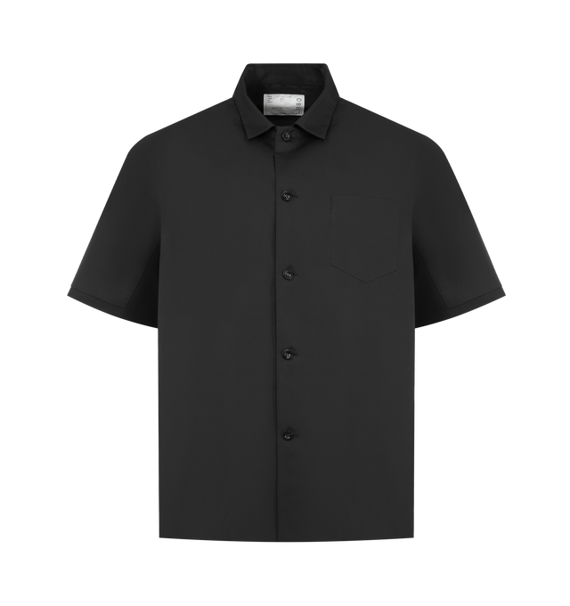 Image 1 of 3 - BLACK - SACAI Poplin Shirt featuring spread collar, short sleeves, button-front closure and paneled sides. Made in Japan.