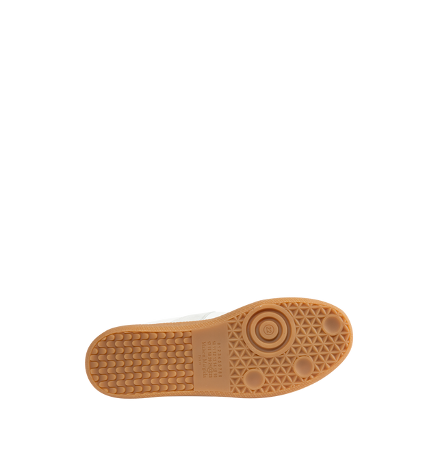 Image 4 of 5 - WHITE - MAISON MARGIELA Replica Sneakers featuring lace-up sneakers in buffed nappa calfskin and calfskin suede, contrasting sole, Maison Margiela logo label on the tab, internal Replica label, internal elastic and all-over Maison Margiela logo insole. 100% calf leather. Sole: 100% rubber. Made in Italy.