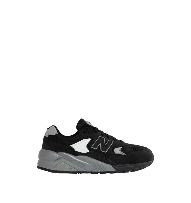 NB SNEAKERS (MENS)