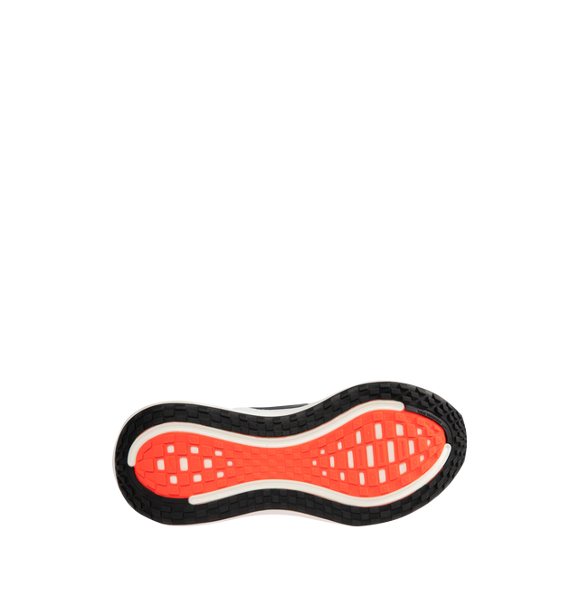 Image 4 of 5 - WHITE - NIKE Vomero Plus Sneaker featuring a stack of full-length ZoomX foam, engineered mesh upper, ZoomX foam midsole, durable traction, high-abrasion rubber outsole, webbed lace loops for an adjustable fit and reflective design details.