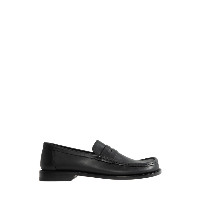 Image 1 of 4 - BLACK - LOEWE Campo Loafer featuring the LOEWE signature round asymmetrical toe shape, a high vamp and hand stitching. Leather outsole and insole. 