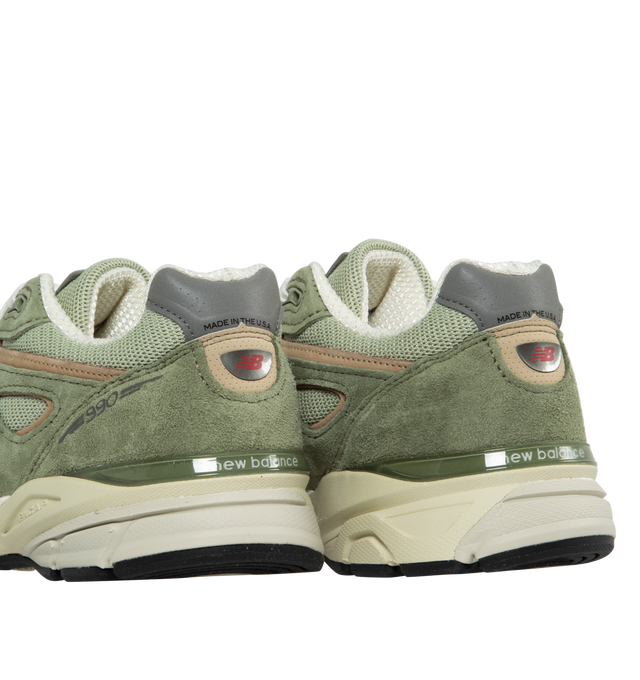 990V4 SNEAKER (MENS)