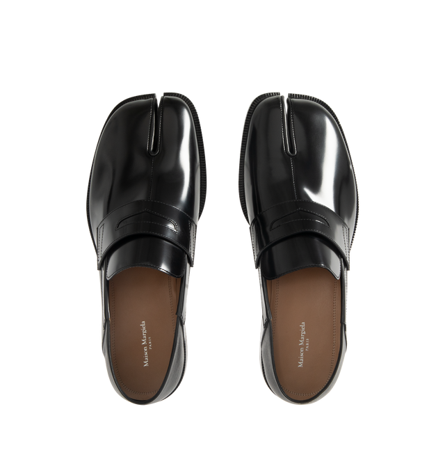 Image 4 of 4 - BLACK - MAISON MARGIELA Tabi Babouche Loafers featuring buffed calfskin, square cleft toe, strap with cutout at vamp, collapsible heel counter, stacked leather heel with rubber injection and calfskin sole. Upper: calfskin. Sole: calfskin, rubber. Made in Italy.