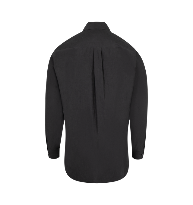 Image 2 of 2 - GREY - LEMAIRE Double Pocket Shirt featuring crinkled plain-woven cotton shirt, spread collar, button closure, patch pockets at chest, shirttail hem, dropped shoulders, pleated single-button barrel cuffs and box pleat at back yoke. 100% cotton.