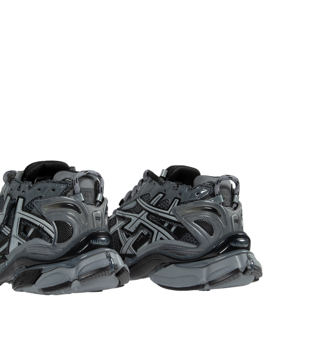 RUNNER SNEAKER