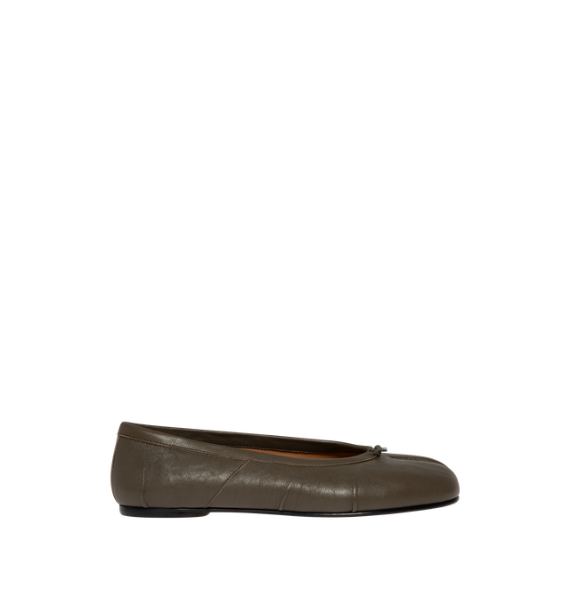 Image 1 of 4 - BROWN - MAISON MARGIELA Tabi Leather Ballerina Flats featuring the label's signature Tabi split-toe design, a knotted shoelace accent, slips on, leather upper and leather sole. Made in Italy.