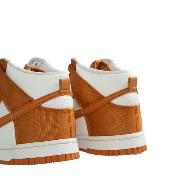 DUNK HIGH RETRO SE (MENS)
