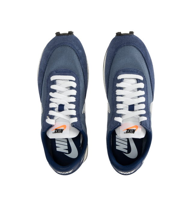 Image 5 of 5 - NAVY - Nike Men's Daybreak running shoe, inspired by the '70s running boom era, combining breathable mesh and shaggy suede with a vintage Waffle outsole. Calf Suede and fabric with rubber sole.
