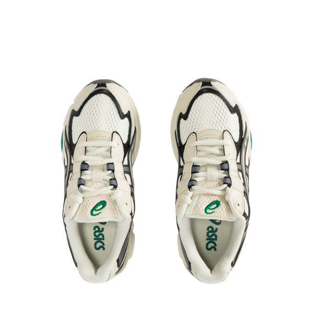 Image 5 of 5 - WHITE - ASICS GEL-NYC 2055 Sportstyle sneaker with early 2000s running shoe design influences in the upper's ASICS stripes, heel counter, and eyelet structure. Featuring GEL-CUMULUS 16 shoe's tooling system. Through a combination of lightweight foams and GEL technology inserts, this midsole formation helps create advanced underfoot comfort. Unisex style in men's sizing.