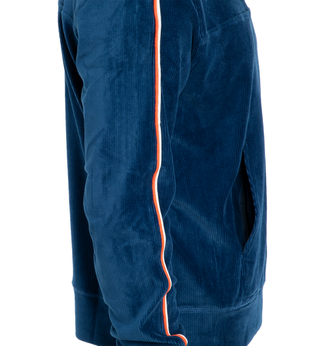 COLLARED QUARTER ZIP