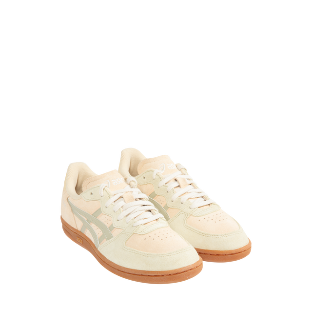 Image 2 of 5 - WHITE - ASICS Skyhand OG Sneaker featuring minimalistic suede paneling, FLYTEFOAM PROPEL cushioning, EVA heel wedge and gum outsole.