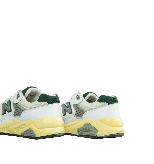 900 NB SNEAKERS (MENS)