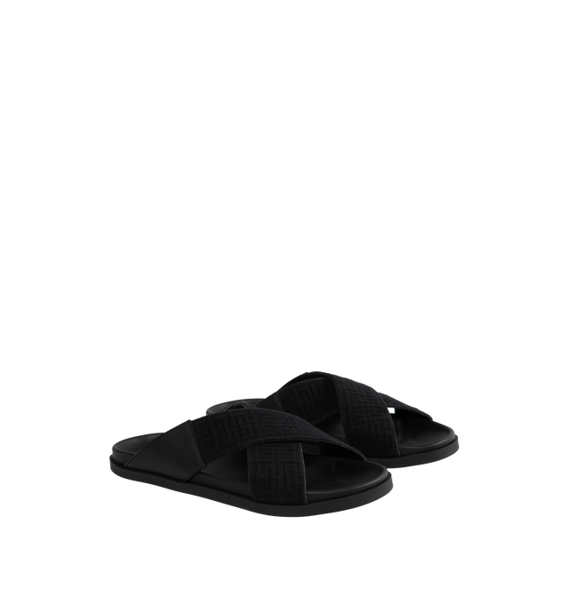 G PLAGE CROSSED STRAP SANDALS (MENS)