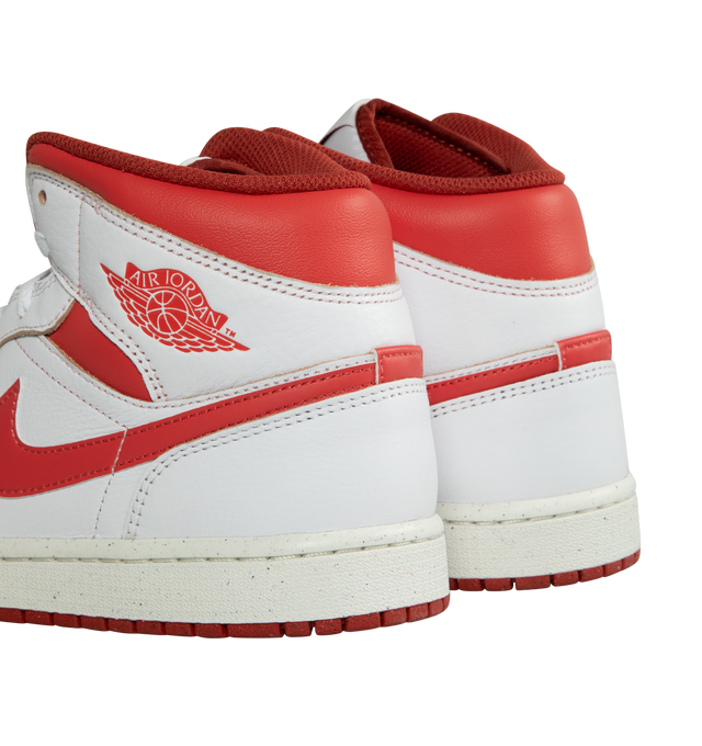 Image 3 of 5 - WHITE - AIR JORDAN 1 MID SE sneakers made of leather and textiles in the upper featuring encapsulated Nike Air-Sole unit for lightweight cushioning, rubber in the outsole for traction, wings logo stamped on collar, stitched-down Swoosh logo and Jumpman Air design on tongue. 